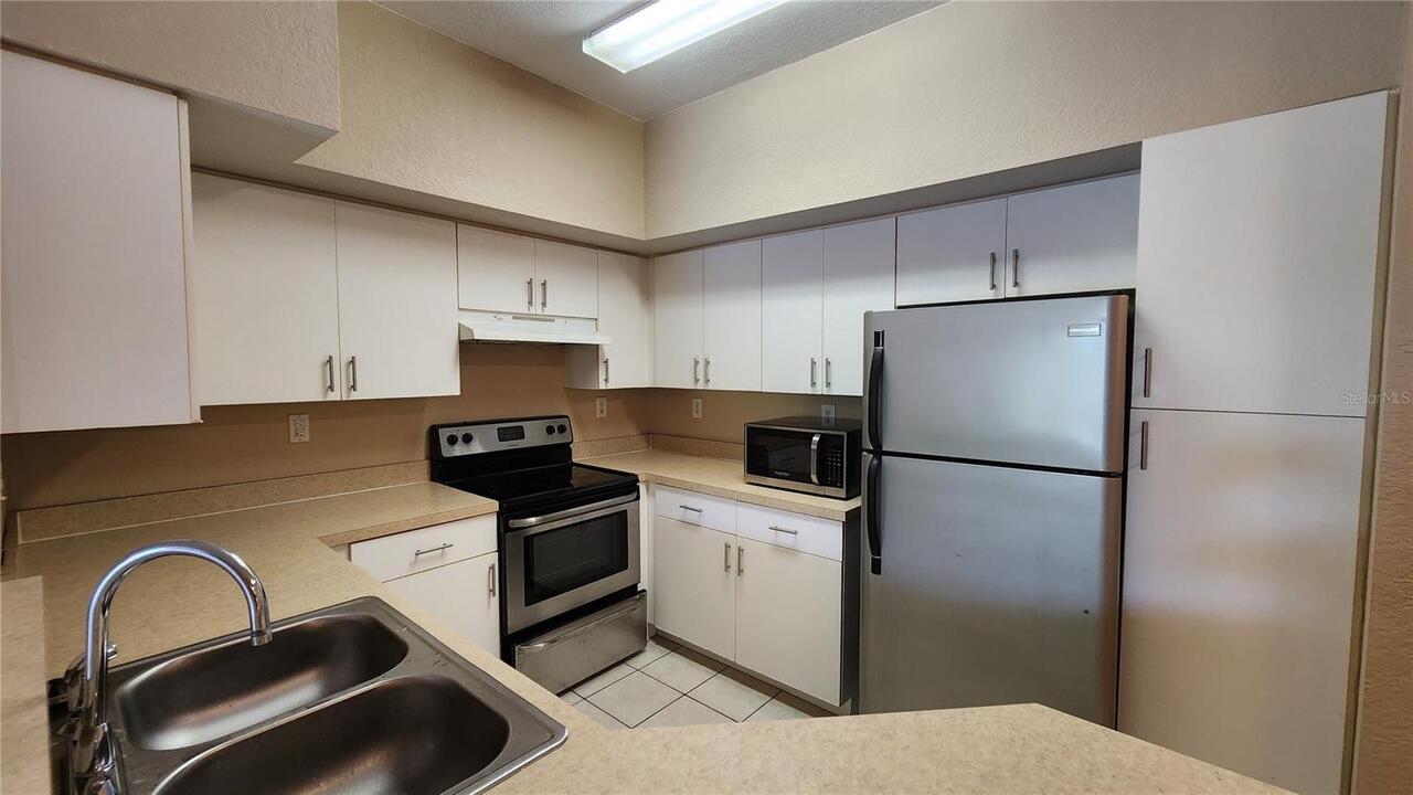 Listing Photo 8