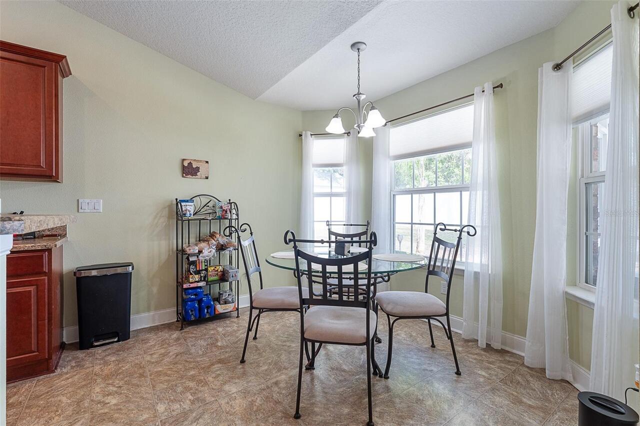 Listing Photo 14