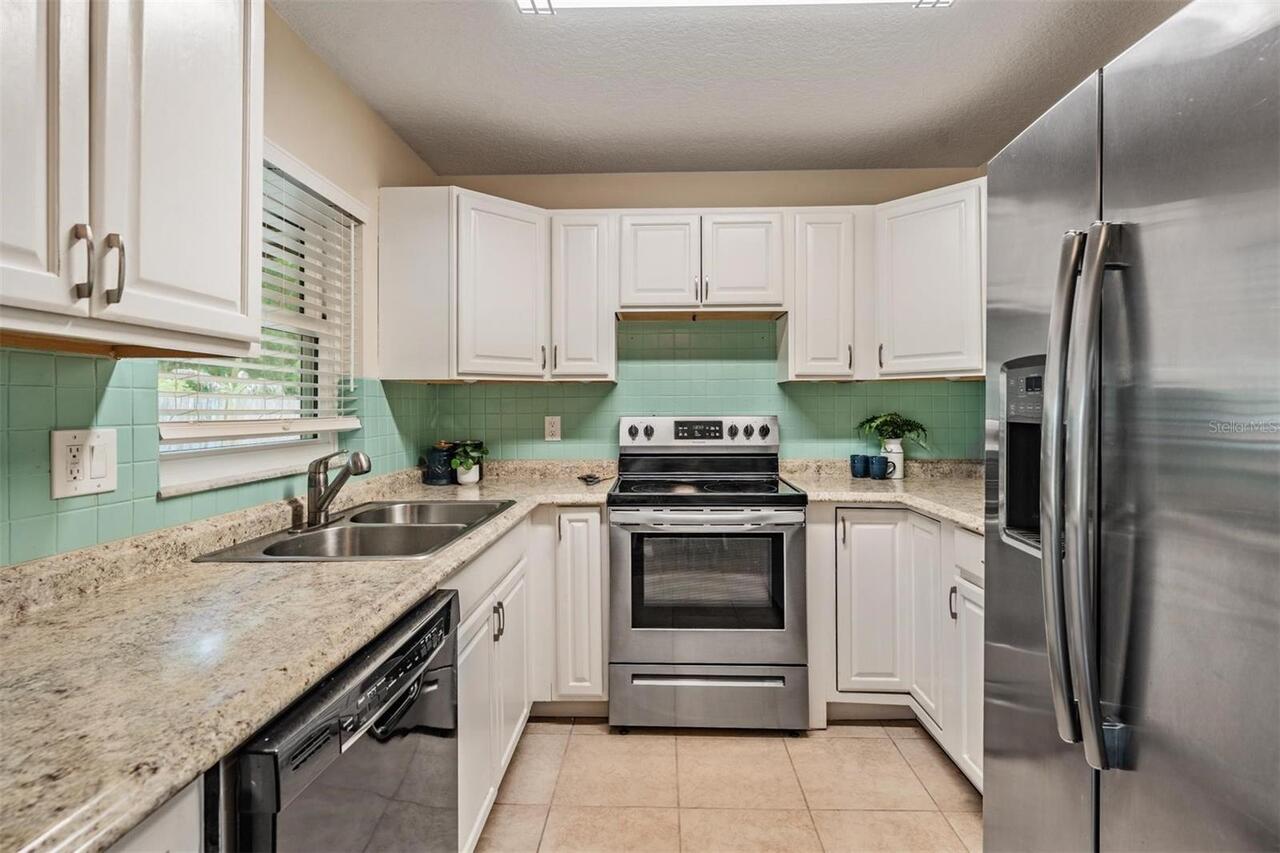 Listing Photo 10