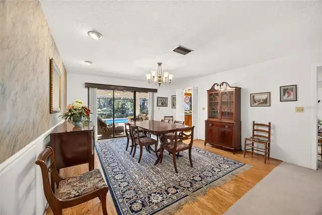 Listing Photo 22
