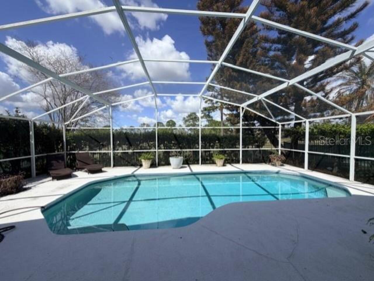 Listing Photo 17