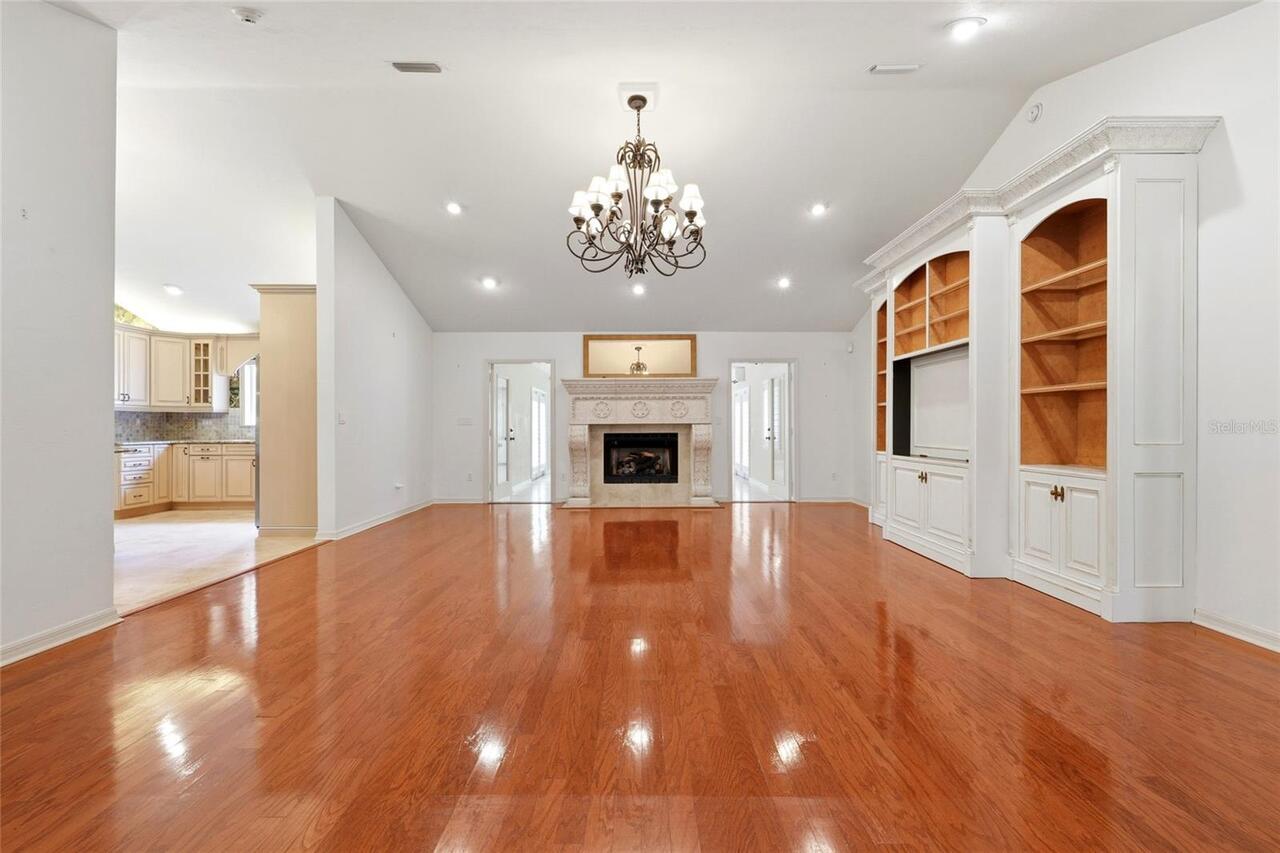 Listing Photo 9