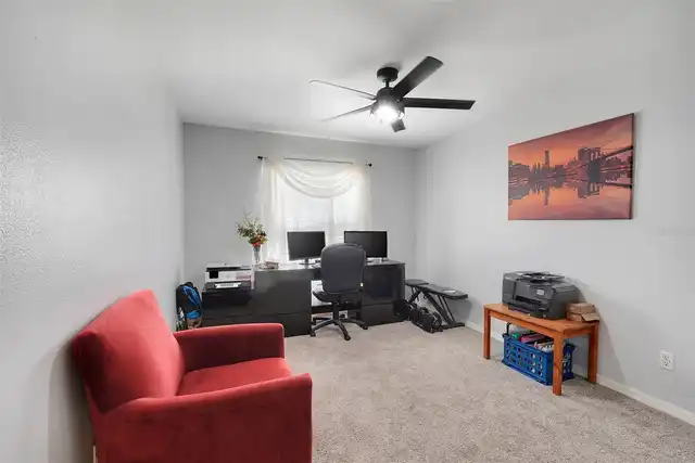 Listing Photo 12