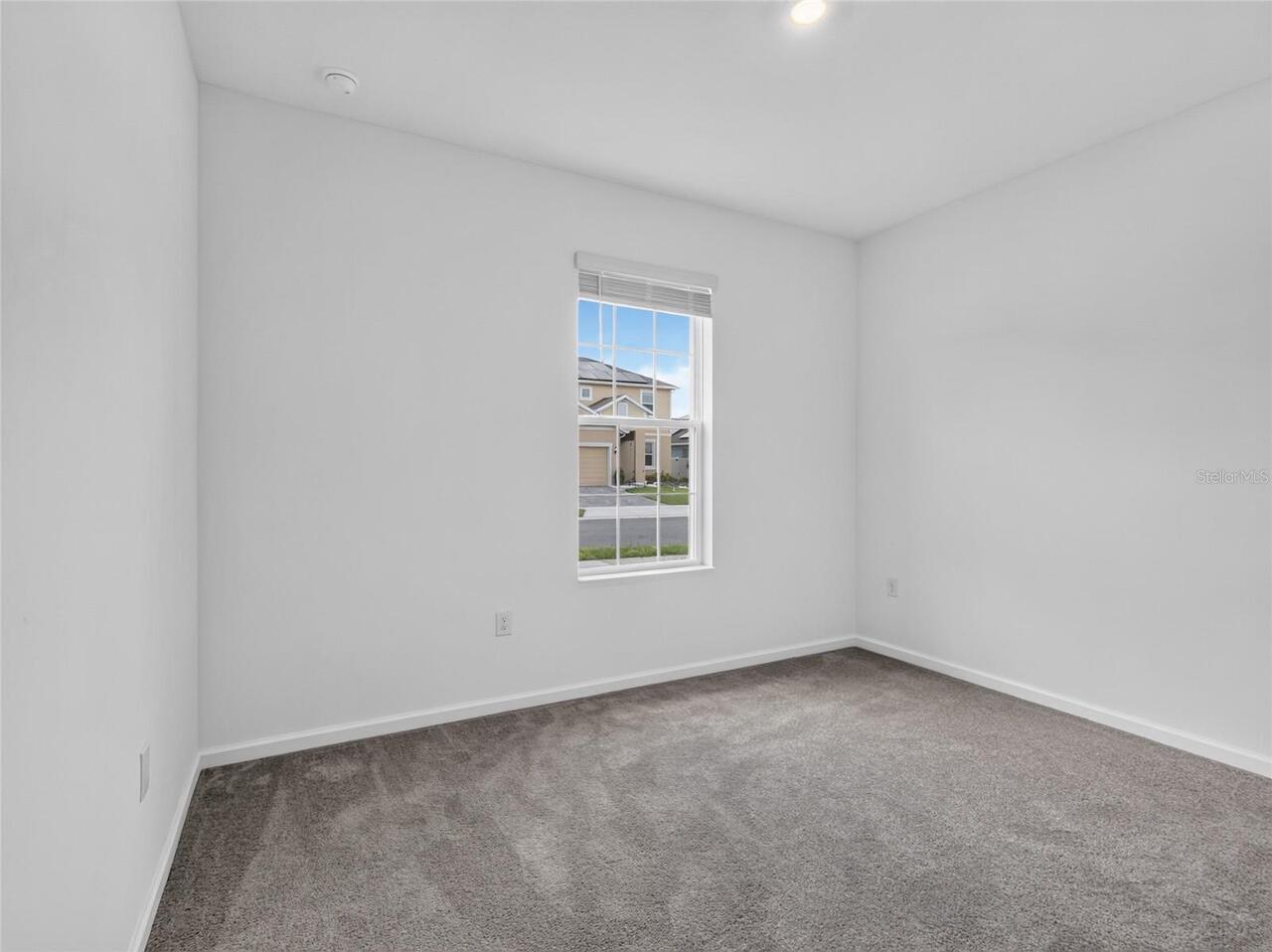 Listing Photo 33