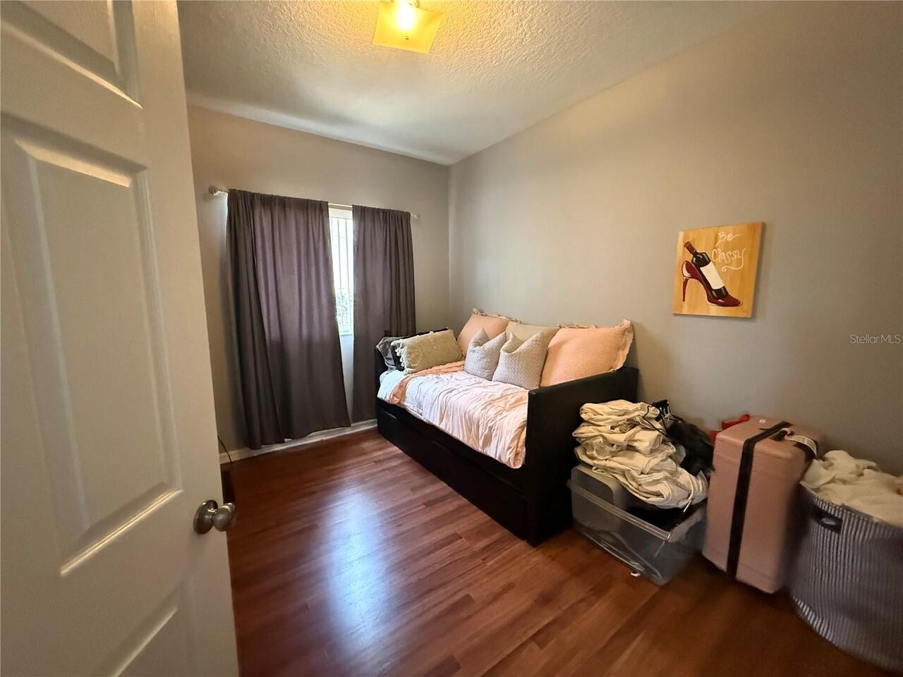 Listing Photo 16