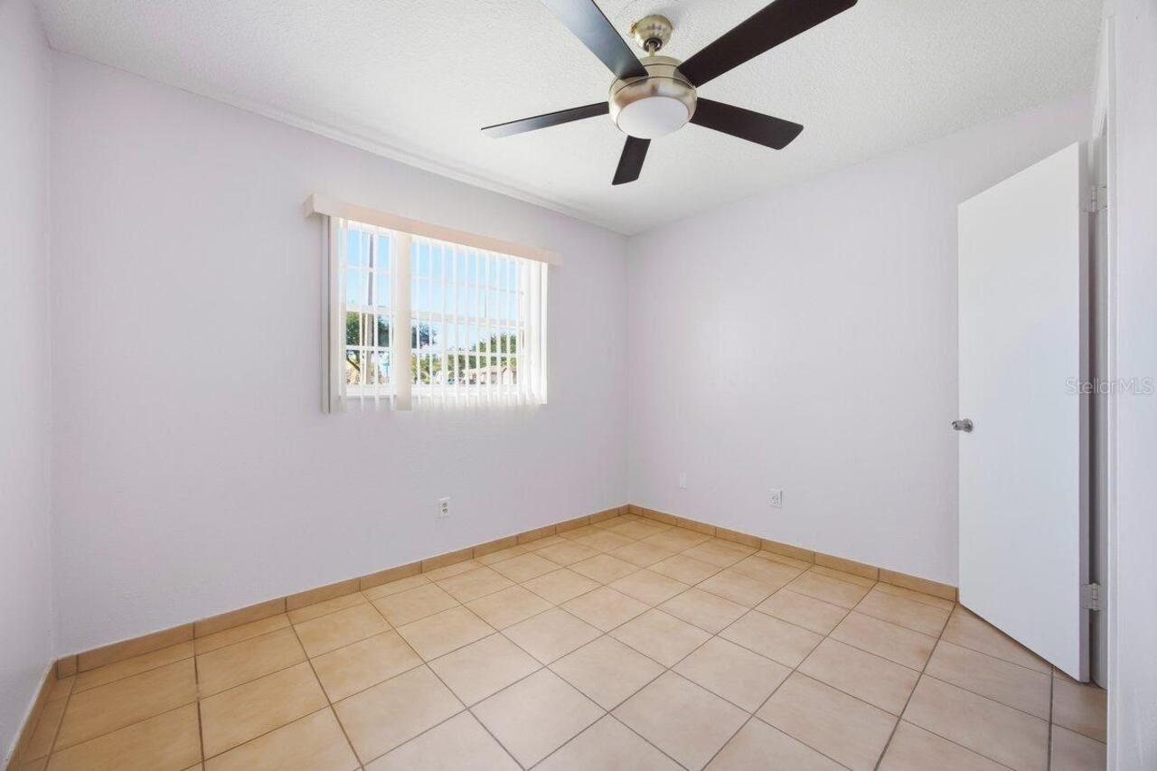 Listing Photo 14