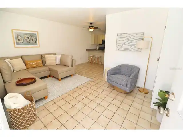 Listing Photo 6