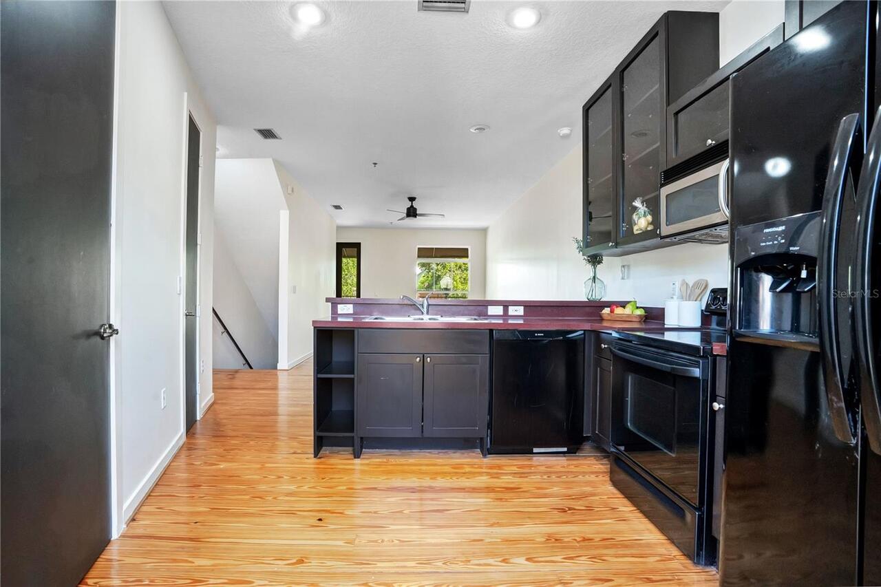Listing Photo 16