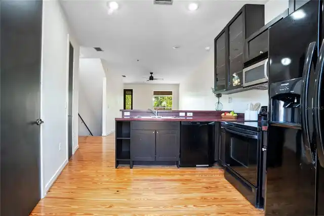 Listing Photo 16