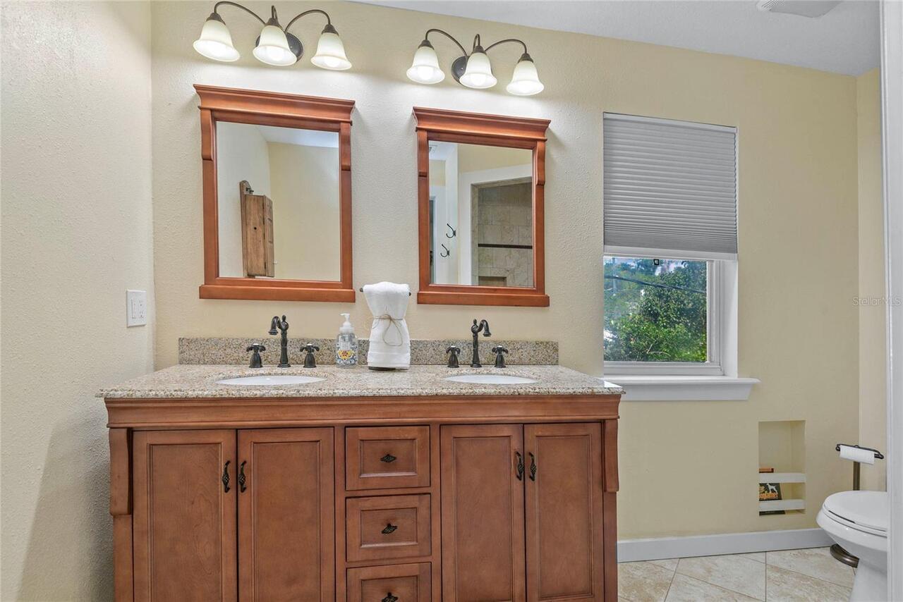 Listing Photo 25