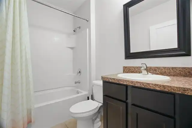 Listing Photo 16