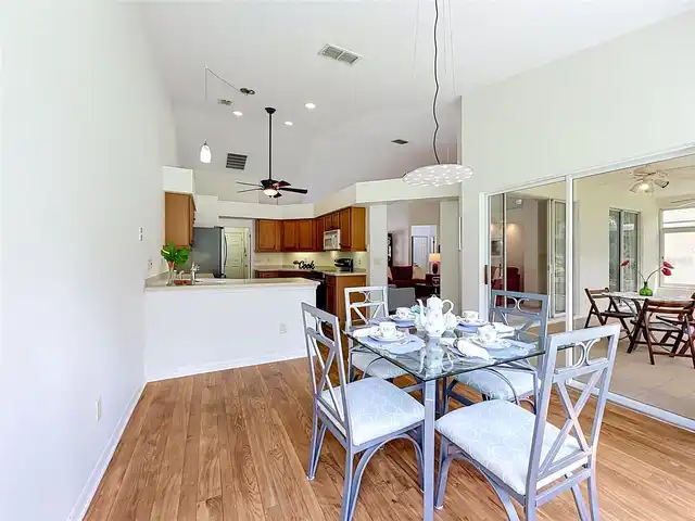 Listing Photo 16