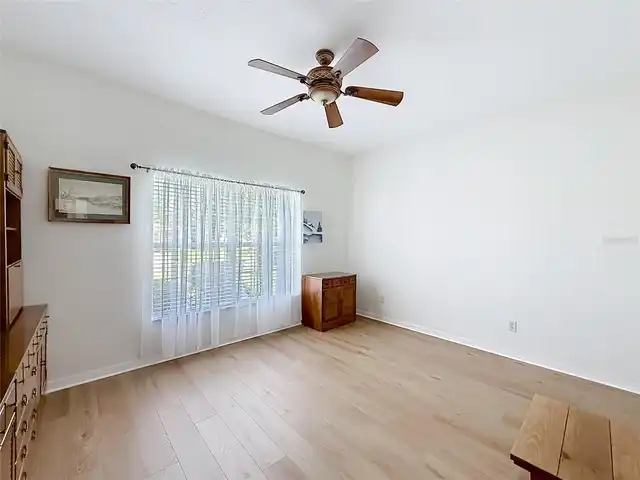 Listing Photo 38