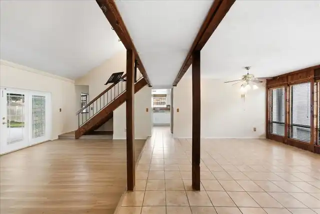 Listing Photo 6