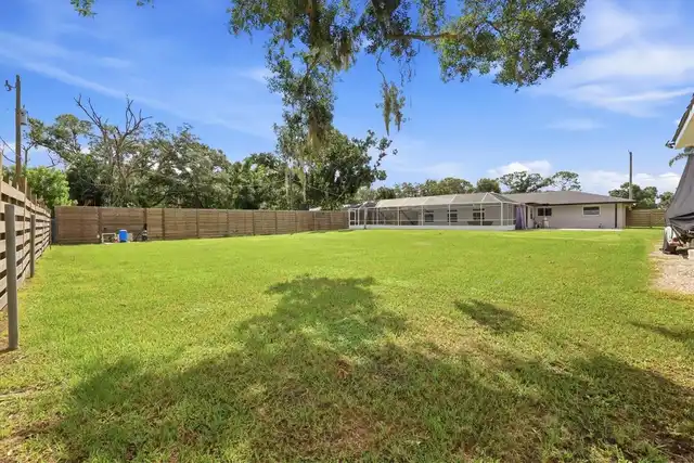 Listing Photo 37