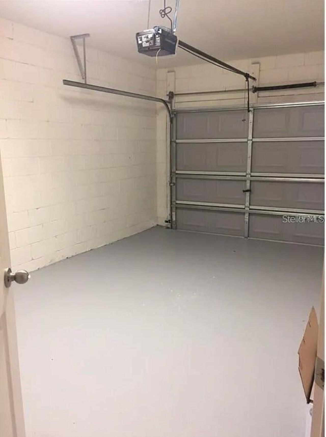 Listing Photo 11