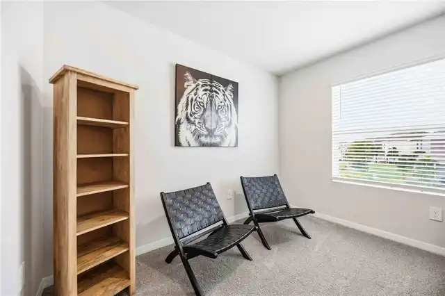 Listing Photo 34