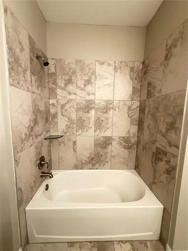 Listing Photo 21