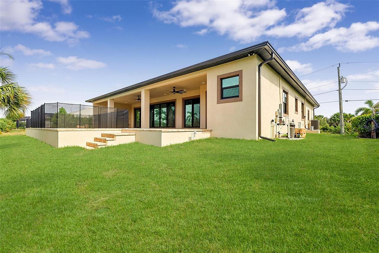 Listing Photo 11