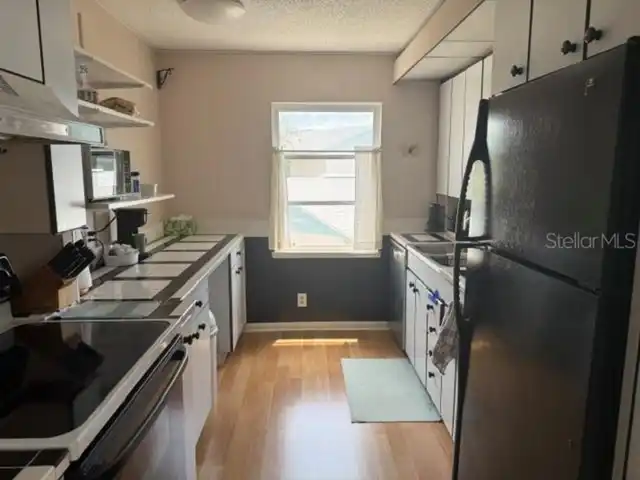 Listing Photo 6