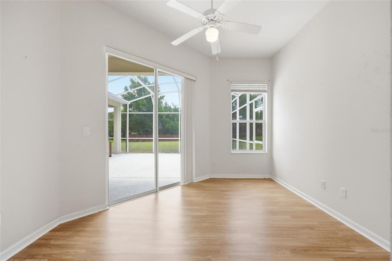 Listing Photo 8