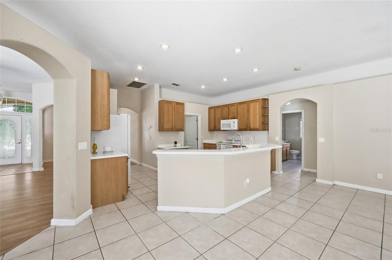 Listing Photo 14