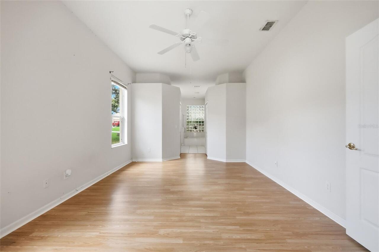 Listing Photo 24