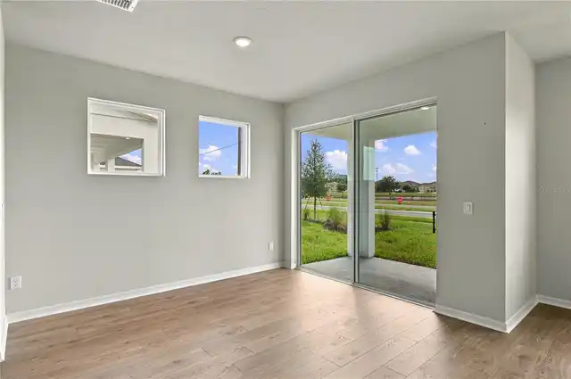Listing Photo 7
