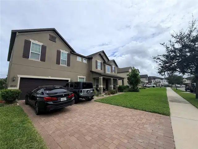 Listing Photo 5