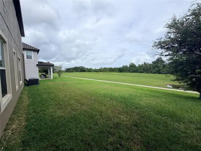 Listing Photo 13
