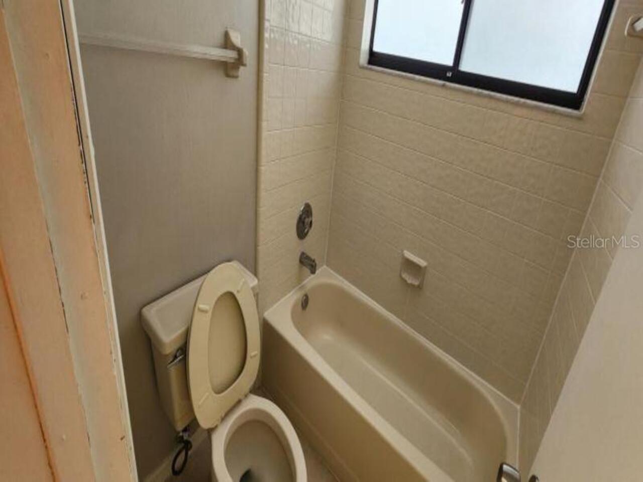 Listing Photo 9