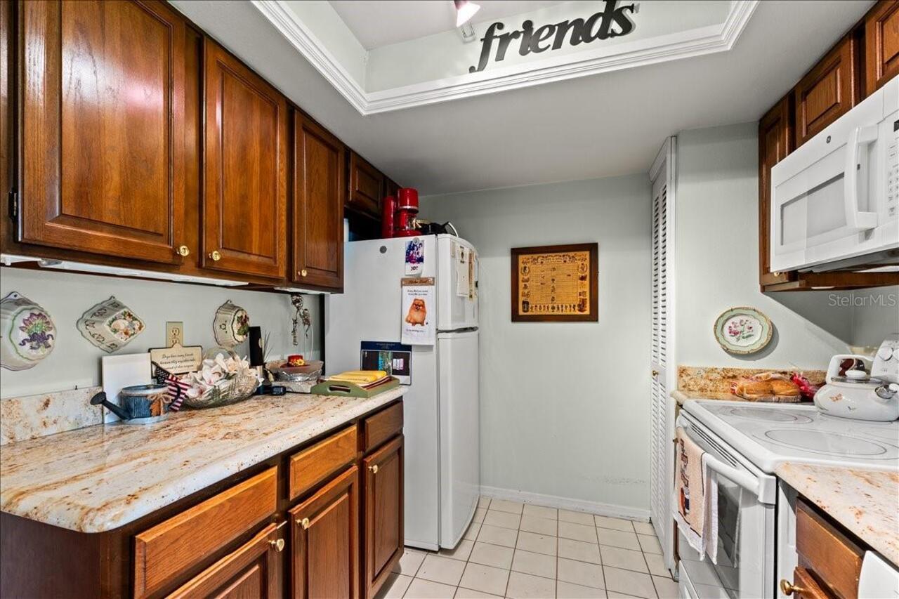 Listing Photo 10