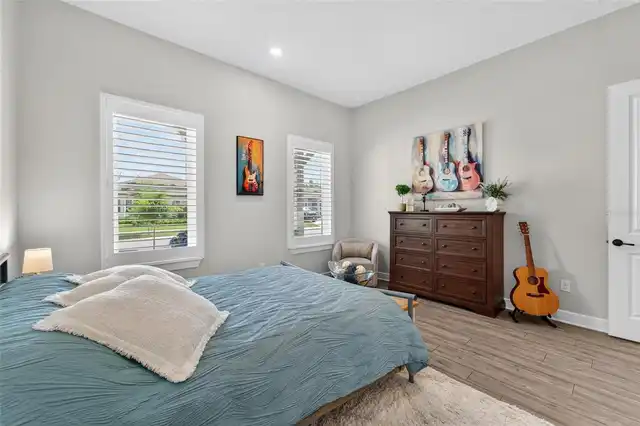 Listing Photo 35