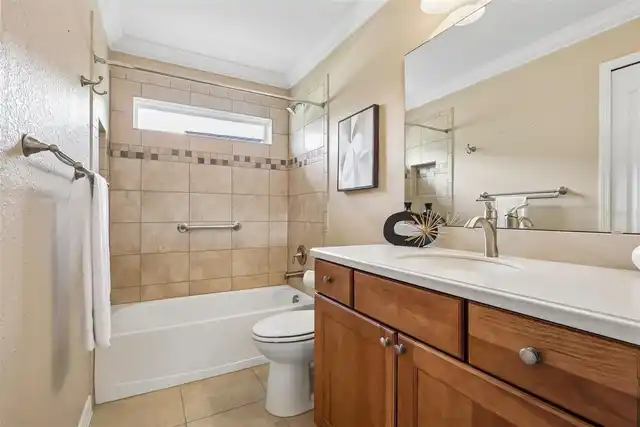 Listing Photo 18