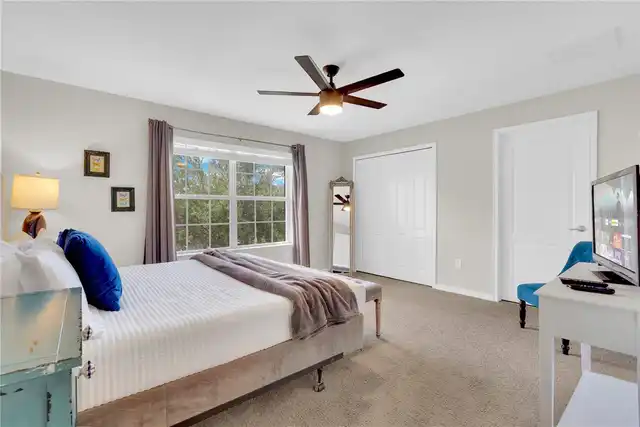 Listing Photo 11