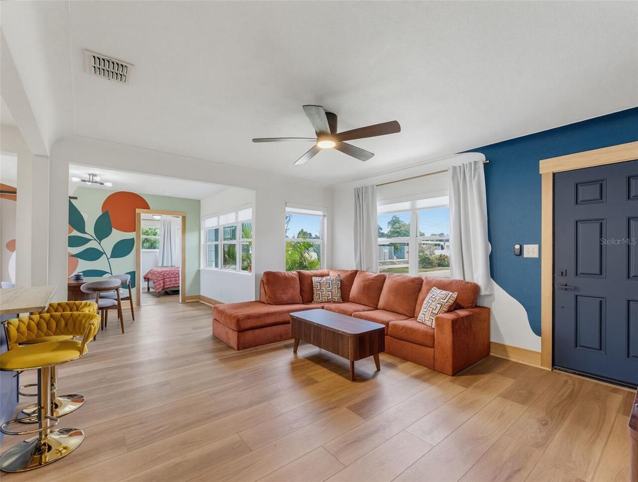 Listing Photo 8