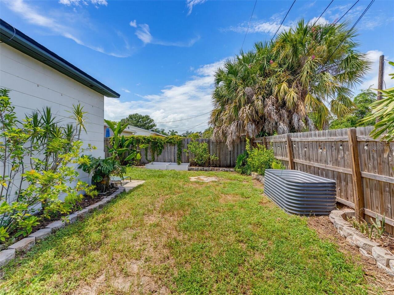 Listing Photo 43