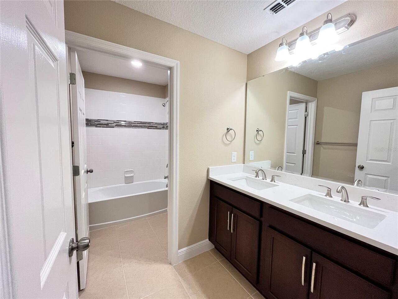 Listing Photo 42