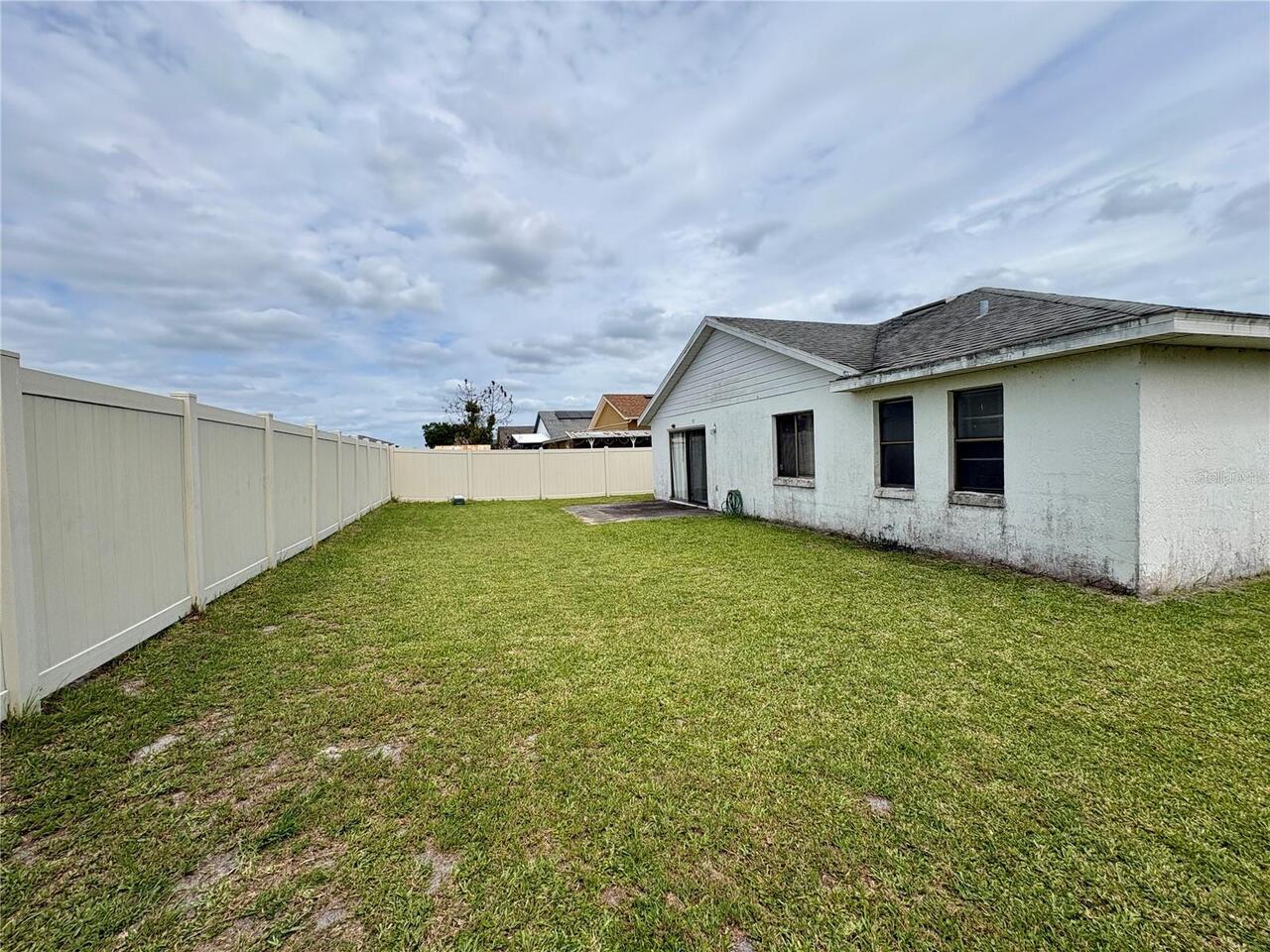 Listing Photo 10