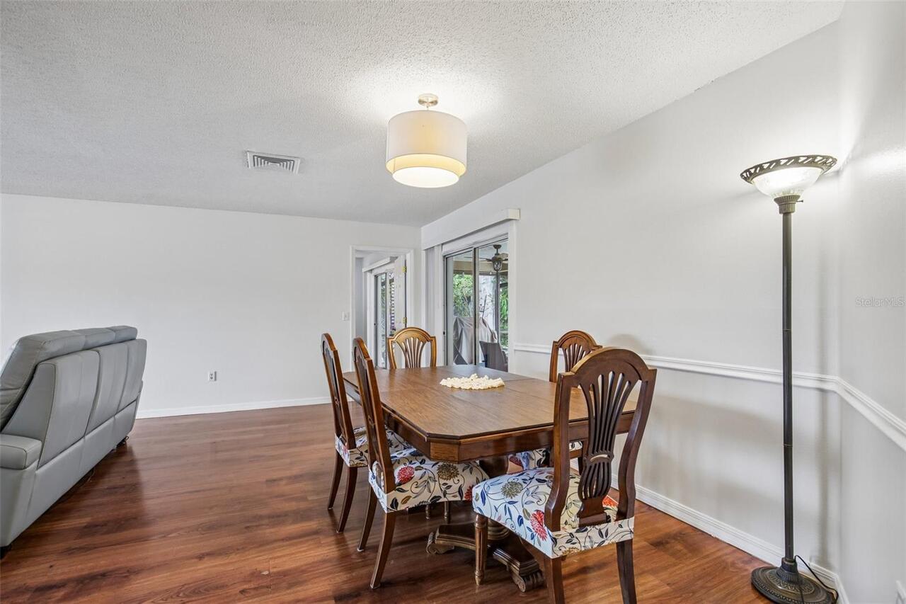 Listing Photo 9