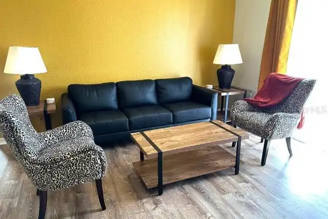 Listing Photo 7