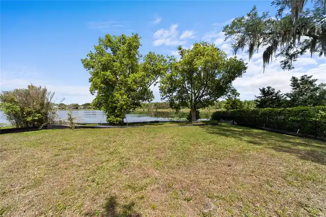 Listing Photo 15