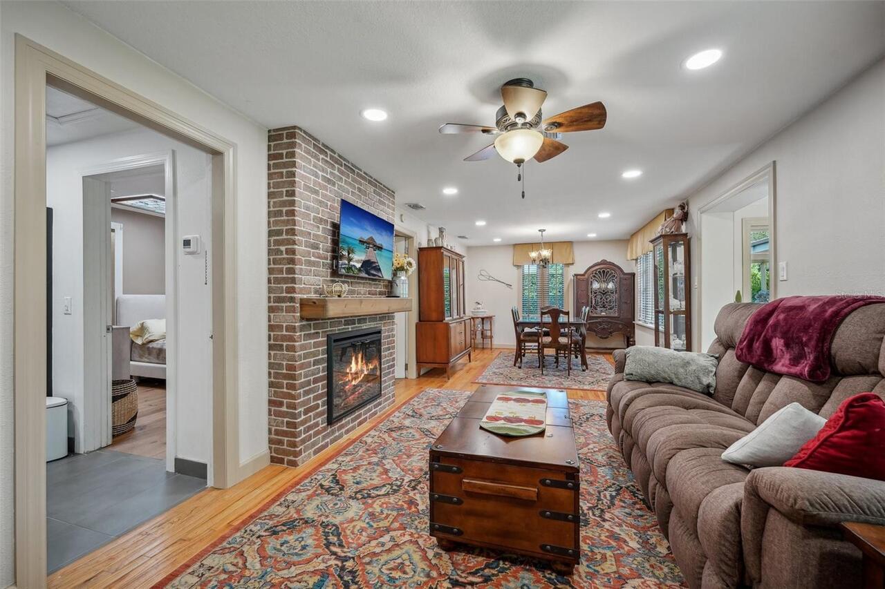 Listing Photo 8
