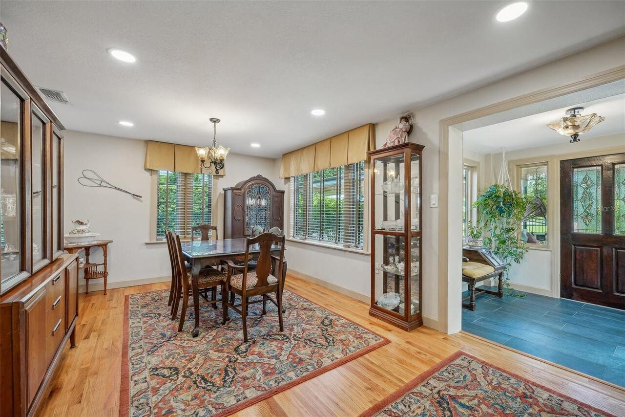 Listing Photo 11