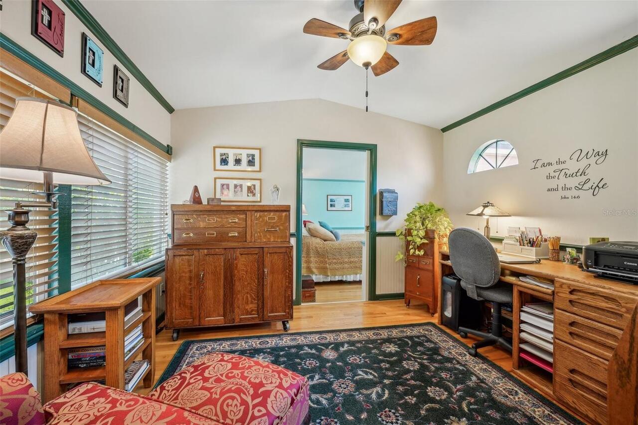 Listing Photo 17