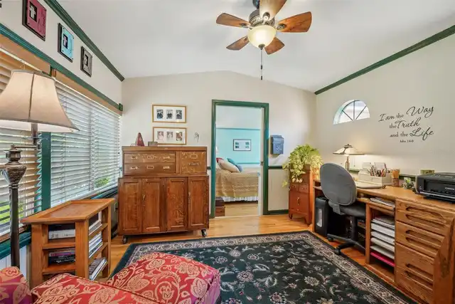Listing Photo 17