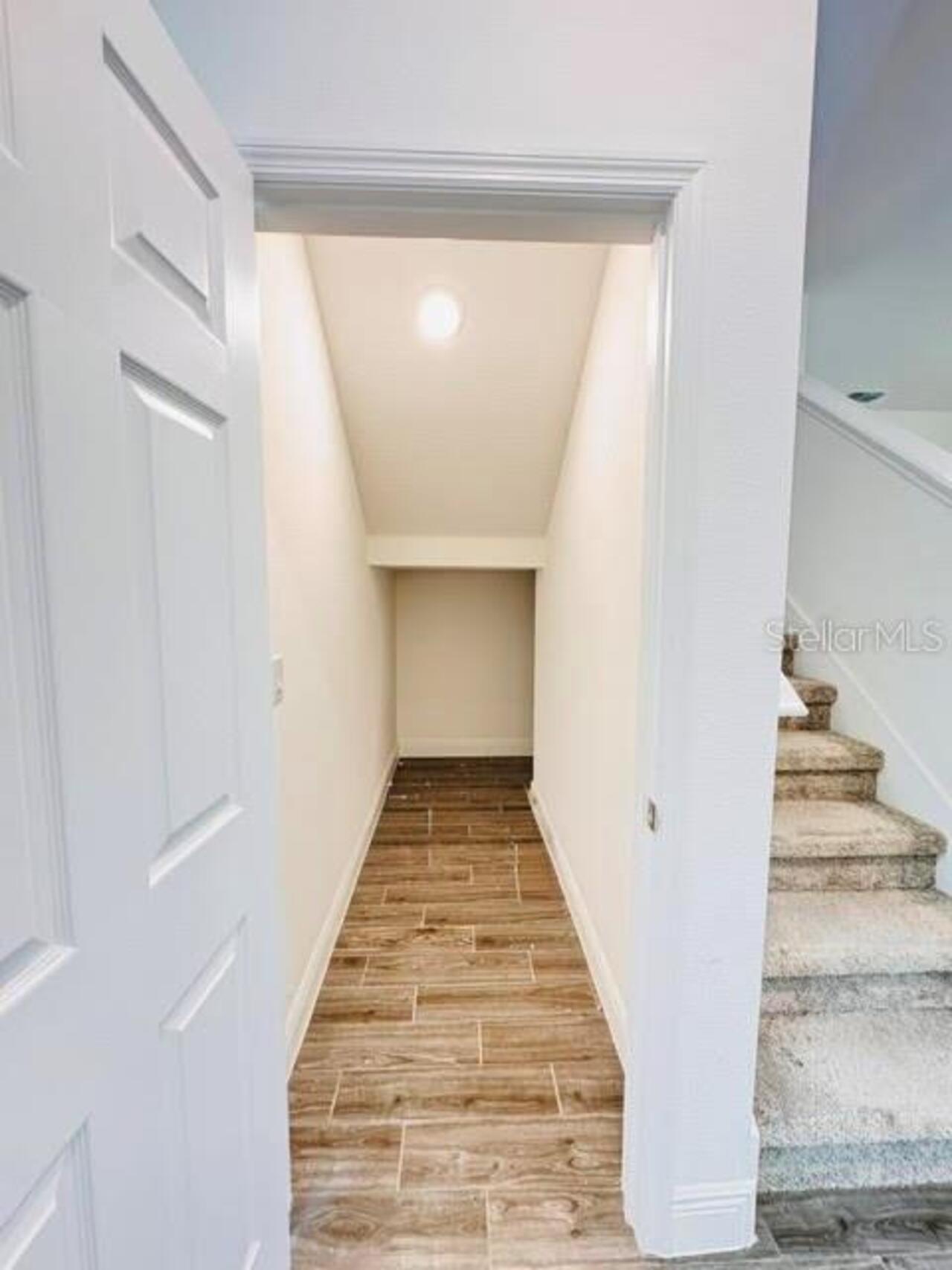 Listing Photo 8