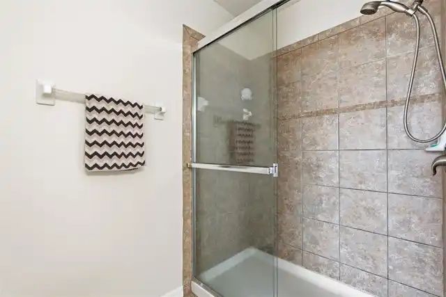 Listing Photo 33