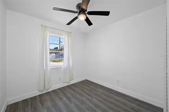 Listing Photo 28
