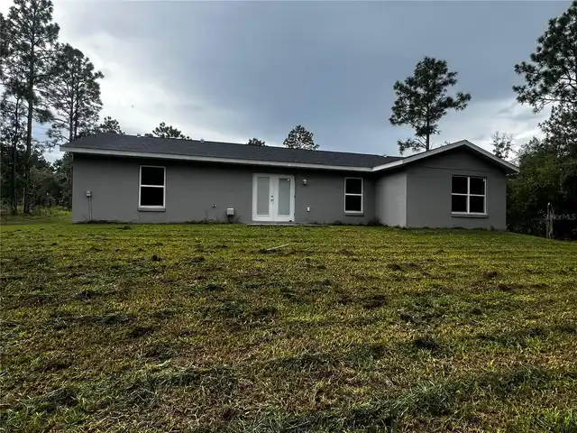 Listing Photo 10